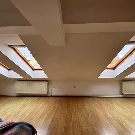 120 M2 Apartment In The Centre Of The Old Town Bratislava Exterior foto